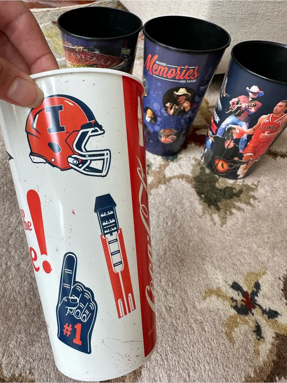 Vintage University Of Illinois Fighting Illini Basketball Plastic Cups Lot Of 4